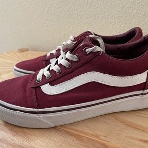 Used Vans Women's Canvas Sneaker 7M Burgundy/Maroon